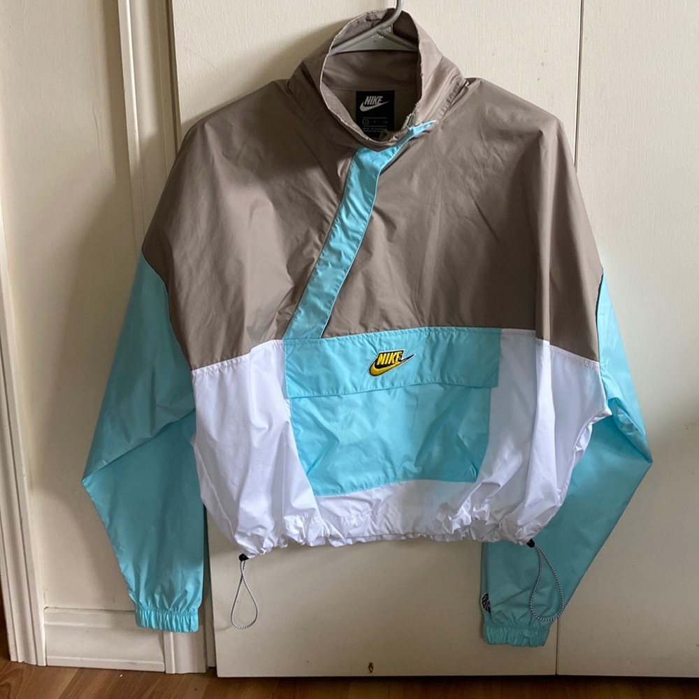 NIKE pullover
